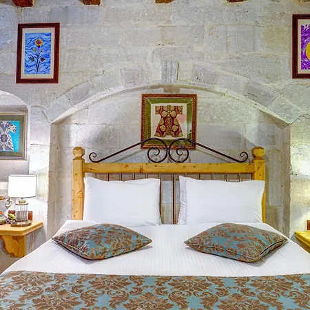 Hotel Aren Cave And Art Gallery 2*