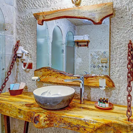 Hotel Aren Cave And Art Gallery Göreme