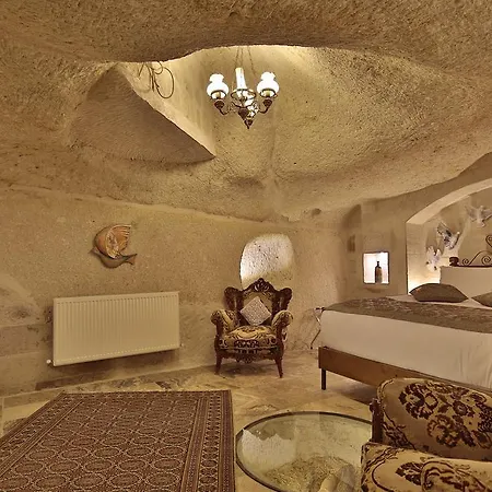 Hotel Aren Cave And Art Gallery