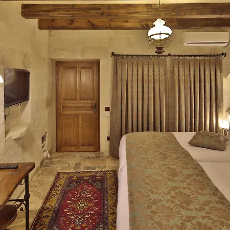 Aren Cave And Art Gallery Hotel
