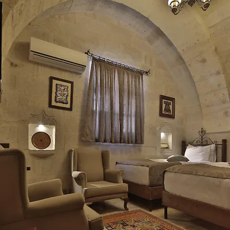 Aren Cave And Art Gallery Hotel