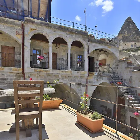 Hotel Aren Cave And Art Gallery Göreme