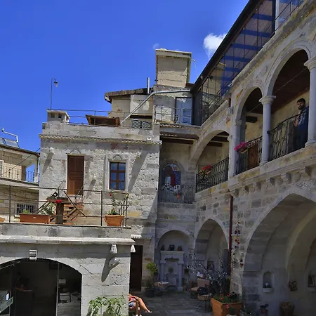 Aren Cave And Art Gallery