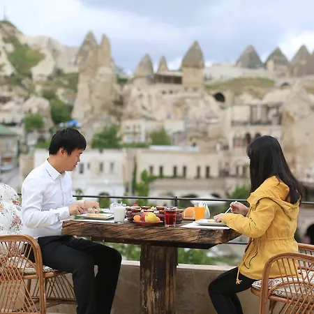 Aren Cave And Art Gallery Hotel