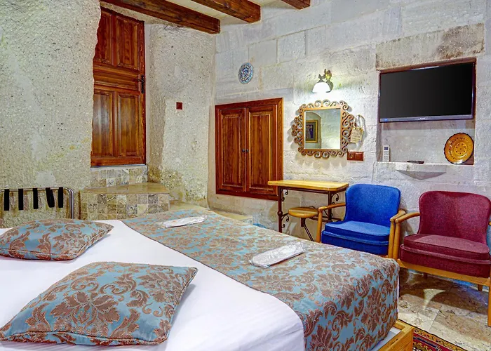 Aren Cave And Art Gallery Hotel 2*