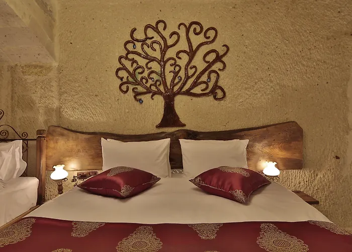 Hotel Aren Cave And Art Gallery